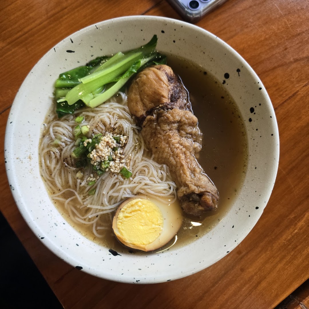 Myaing Tea House: appetizing photo of served dish