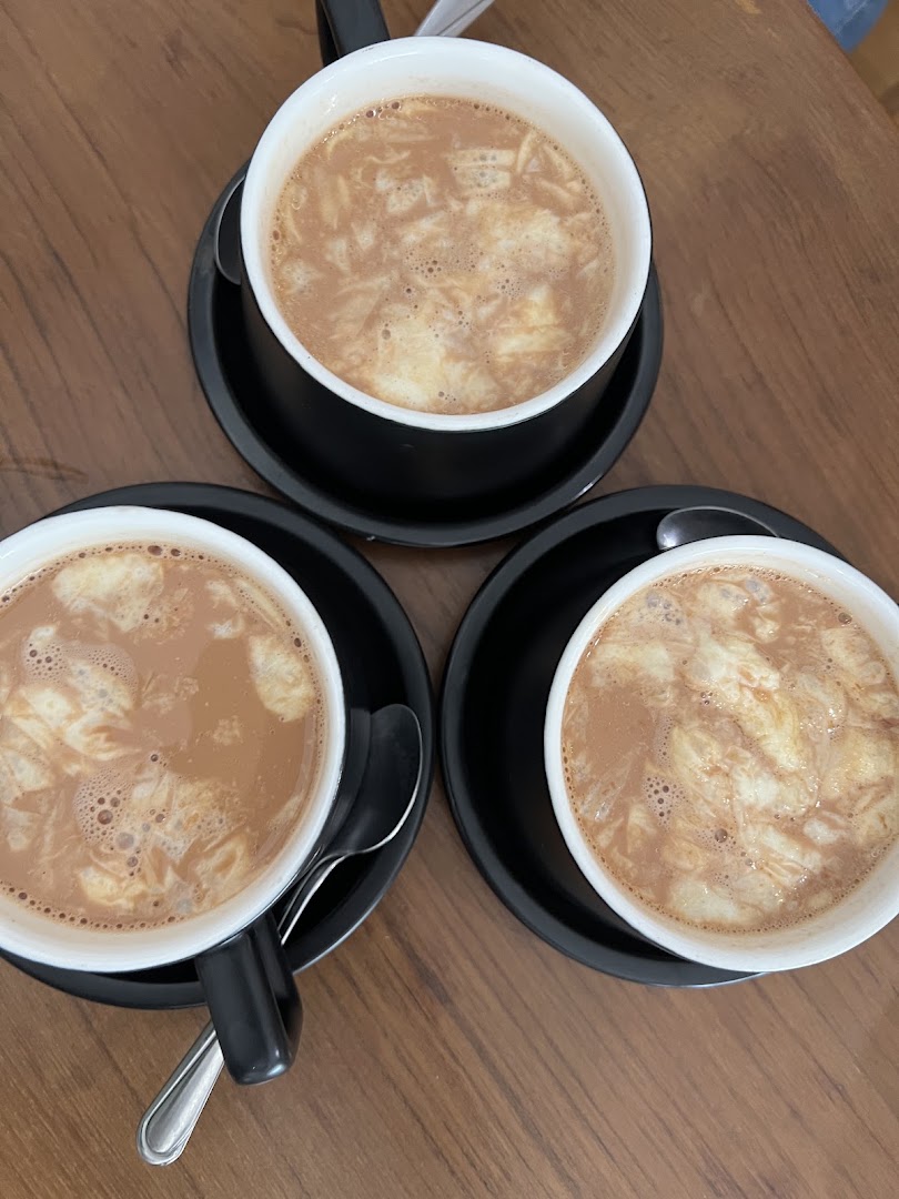 Thalawaddy Café: appetizing photo of cafe drinks
