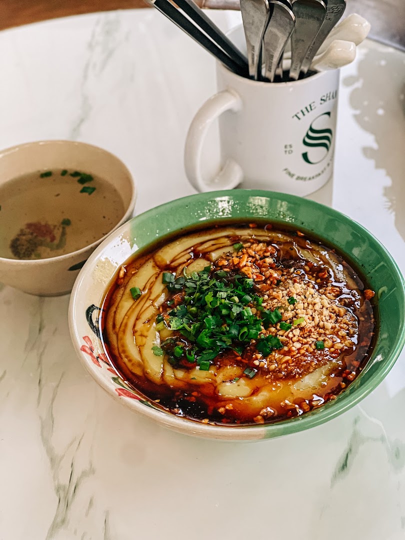 The Shan: appetizing food photo with branding