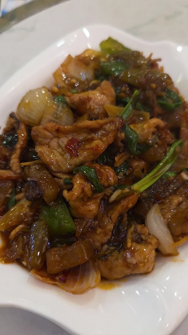 The Shan: appetizing photo of prepared food