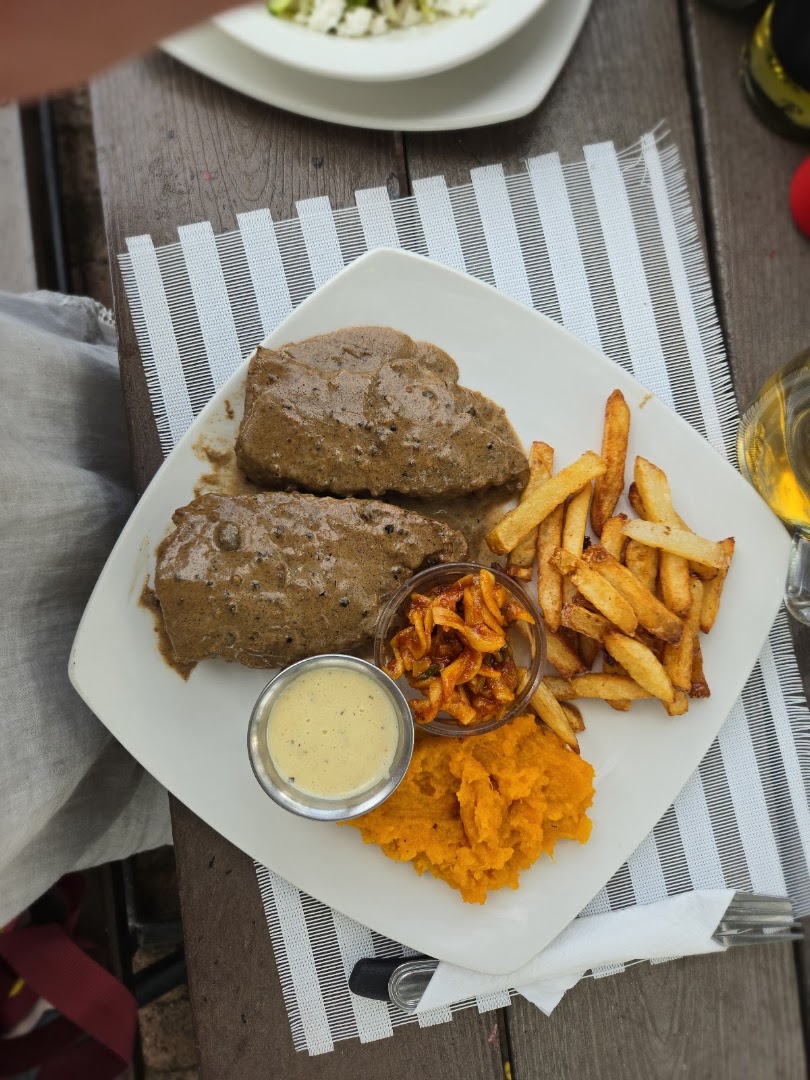 The Fig Tree Restaurant: appetizing, high-quality food photography
