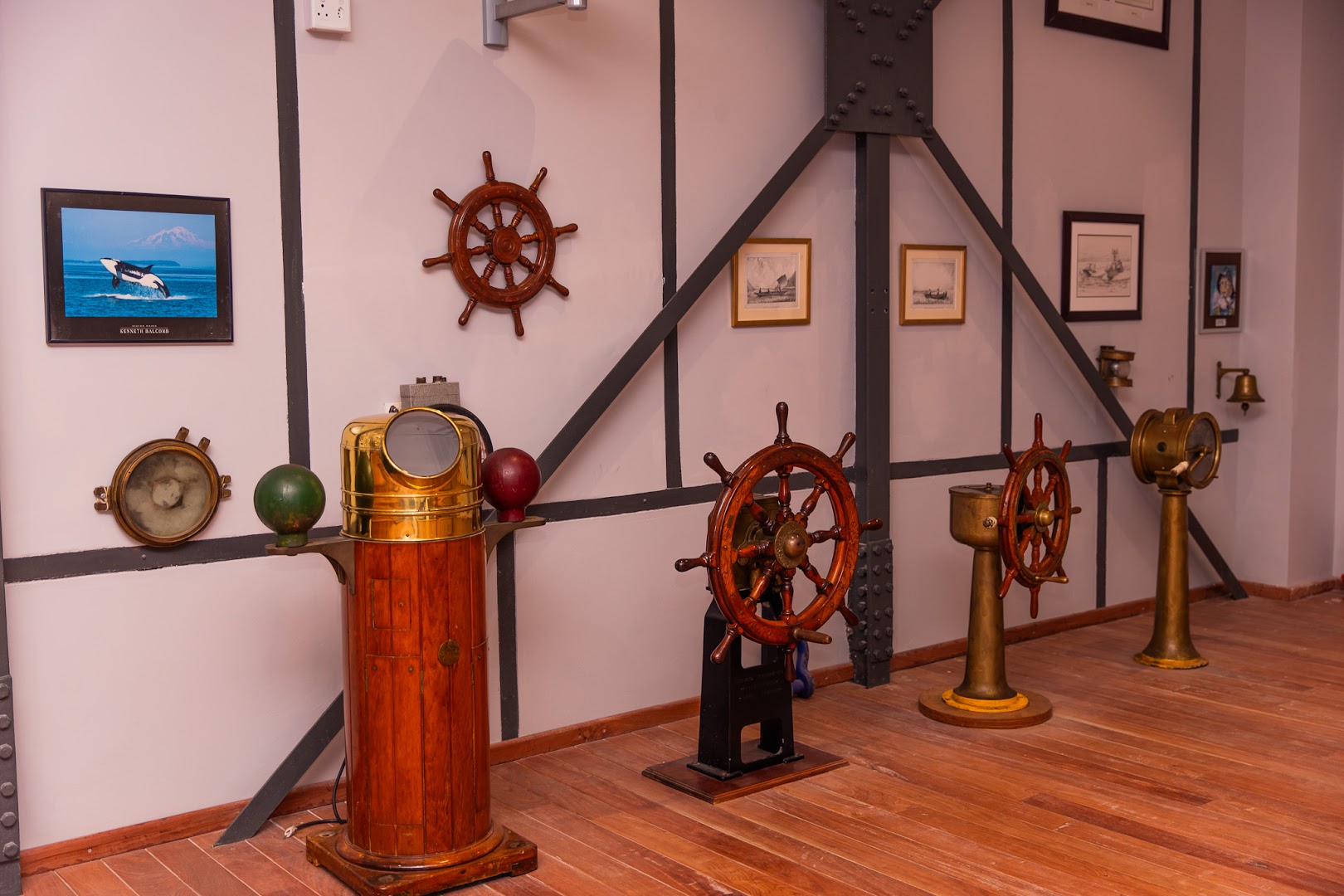 Namibia Maritime Museum: clear display of museum collection