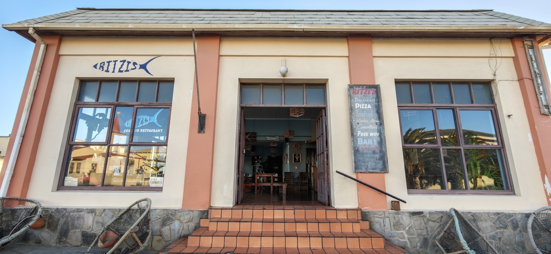 Ritzi's Seafood Restaurant: clear exterior shot of restaurant
