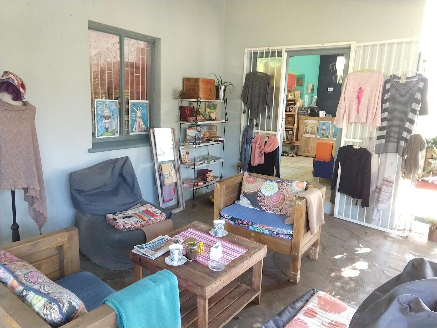 Bohemia Book Shop: inviting and clear venue atmosphere