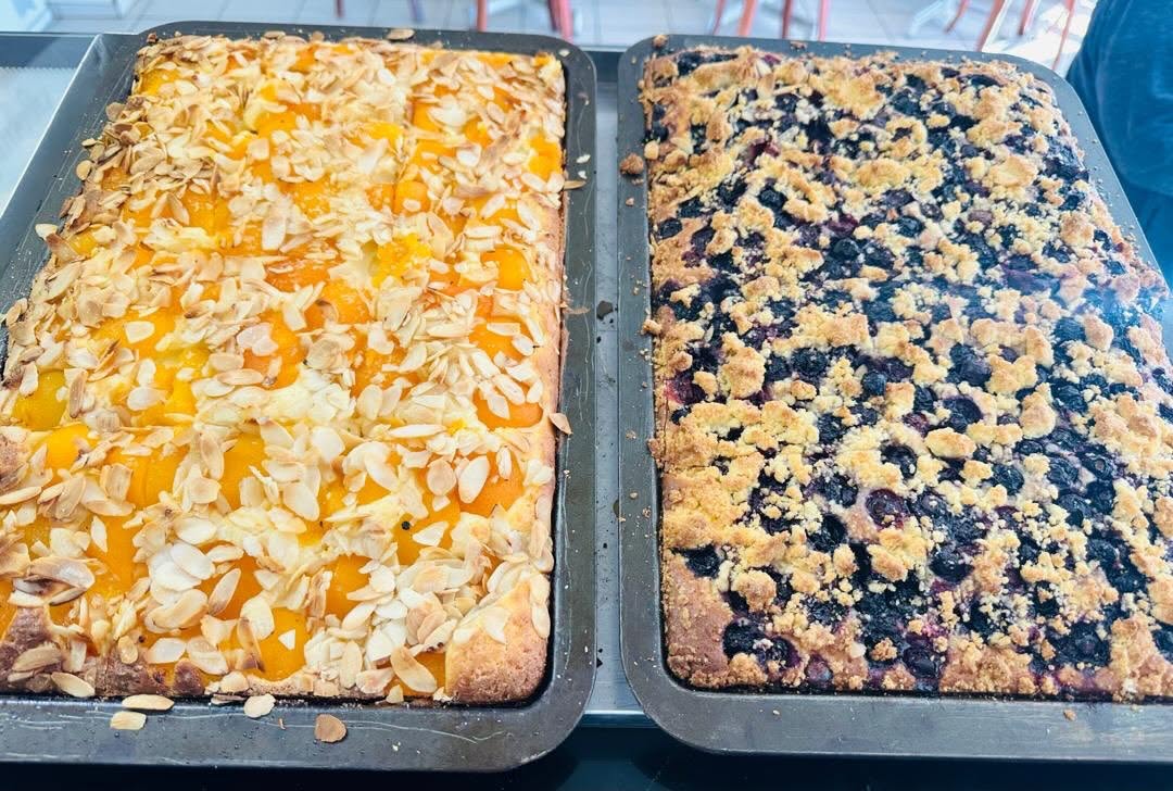 Raith Bake & Deli: appetizing photo of fresh pastries