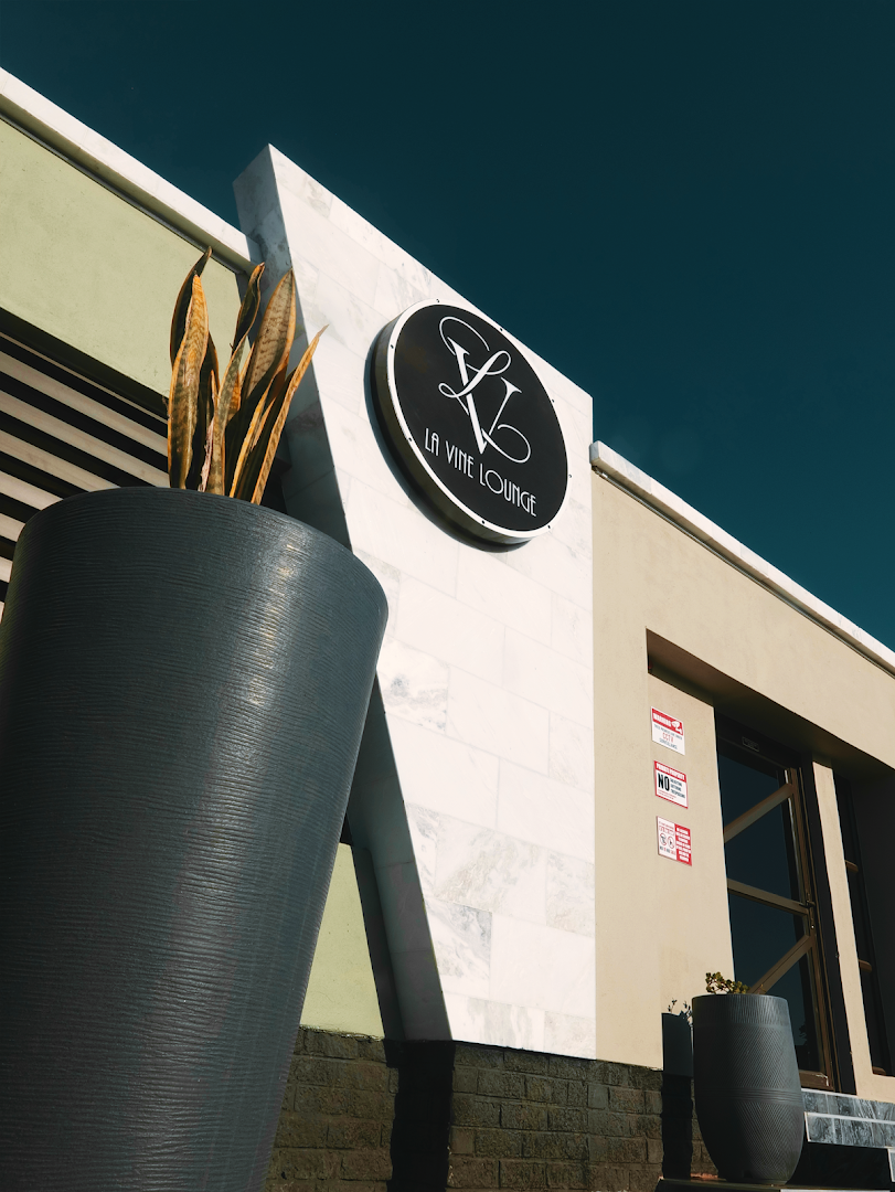 La Vine Lounge: professional exterior shot of venue