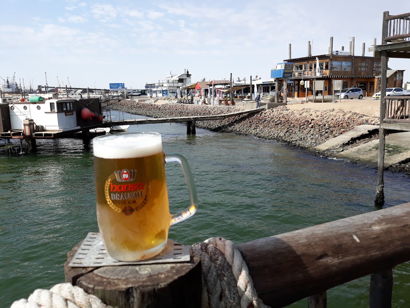Sarah Se Gat: appealing atmosphere and drink shot