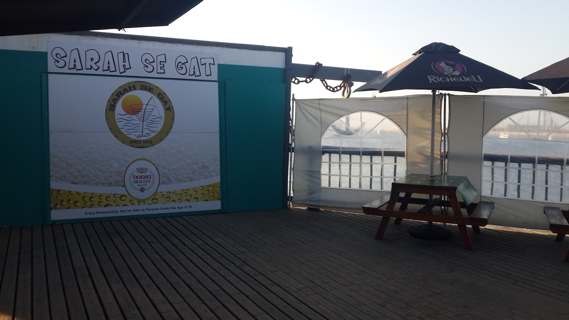 Sarah Se Gat: clear view of venue exterior