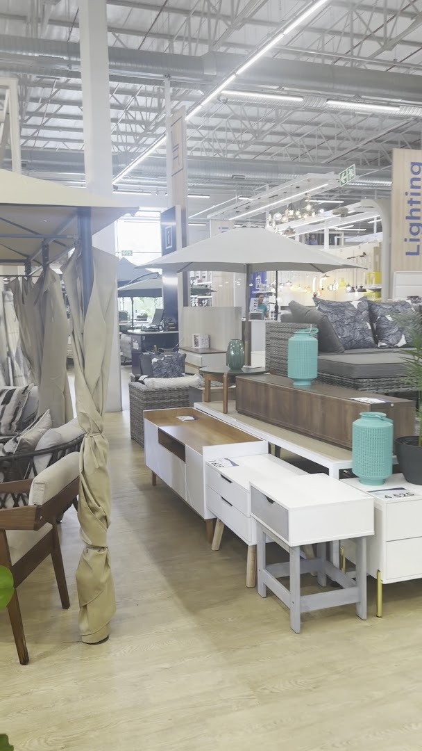 Pupkewitz Megabuild Lifestyle: clear display of shop products