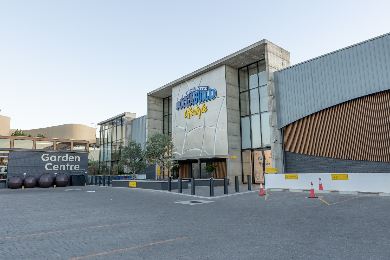 Pupkewitz Megabuild Lifestyle: clear storefront photo of venue