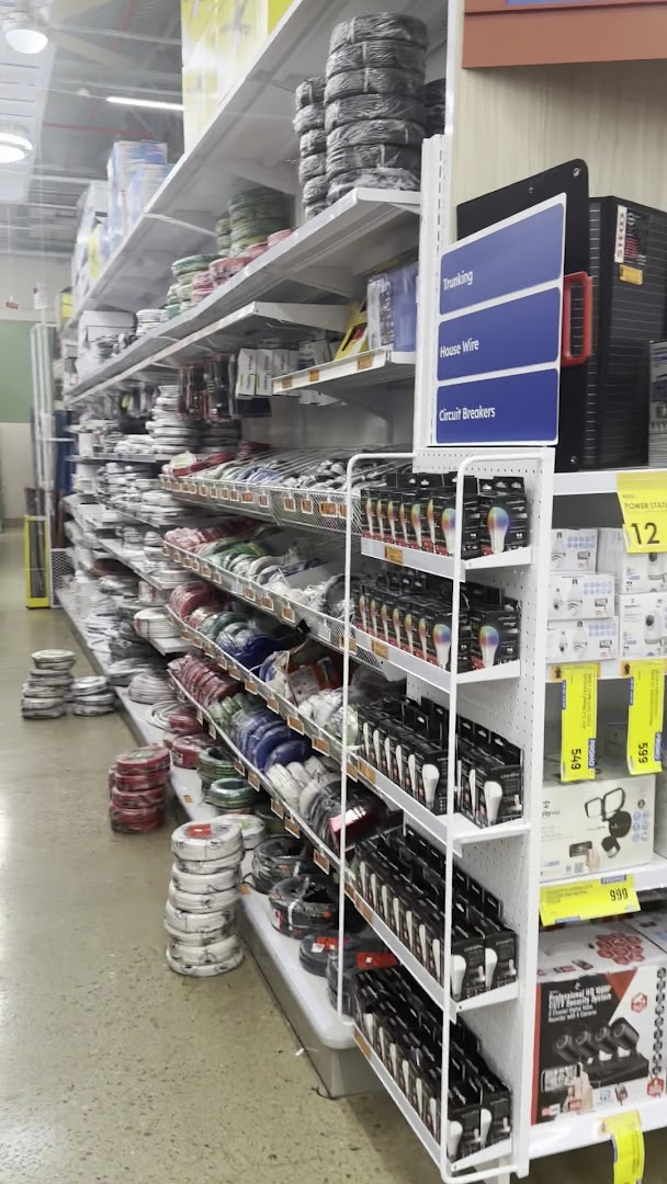 Pupkewitz Megabuild Lifestyle: clear display of shop products