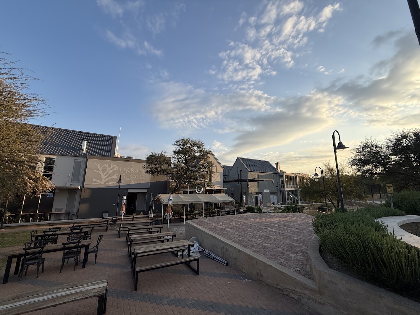 Urban Café & Lounge: clear, professional exterior venue shot