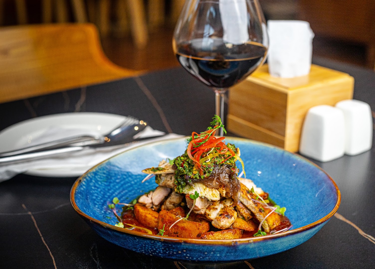 High Five Restaurant and Bar: high quality food photography