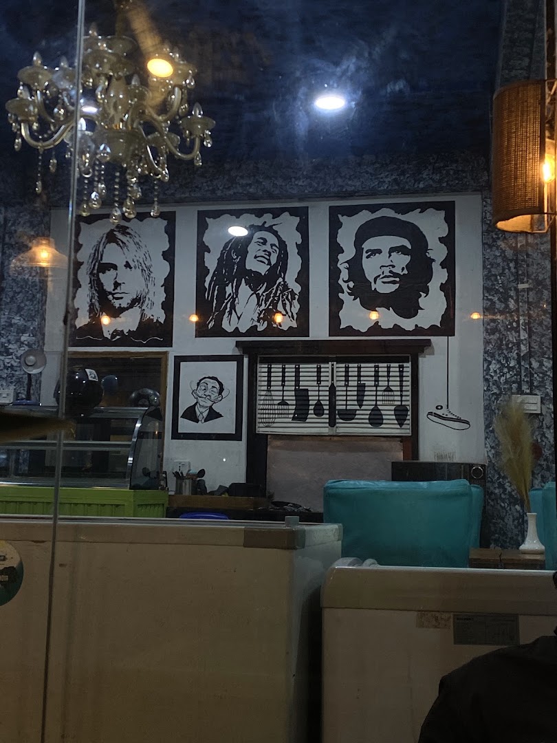 Old House Cafe and Restaurant: venue interior and atmosphere