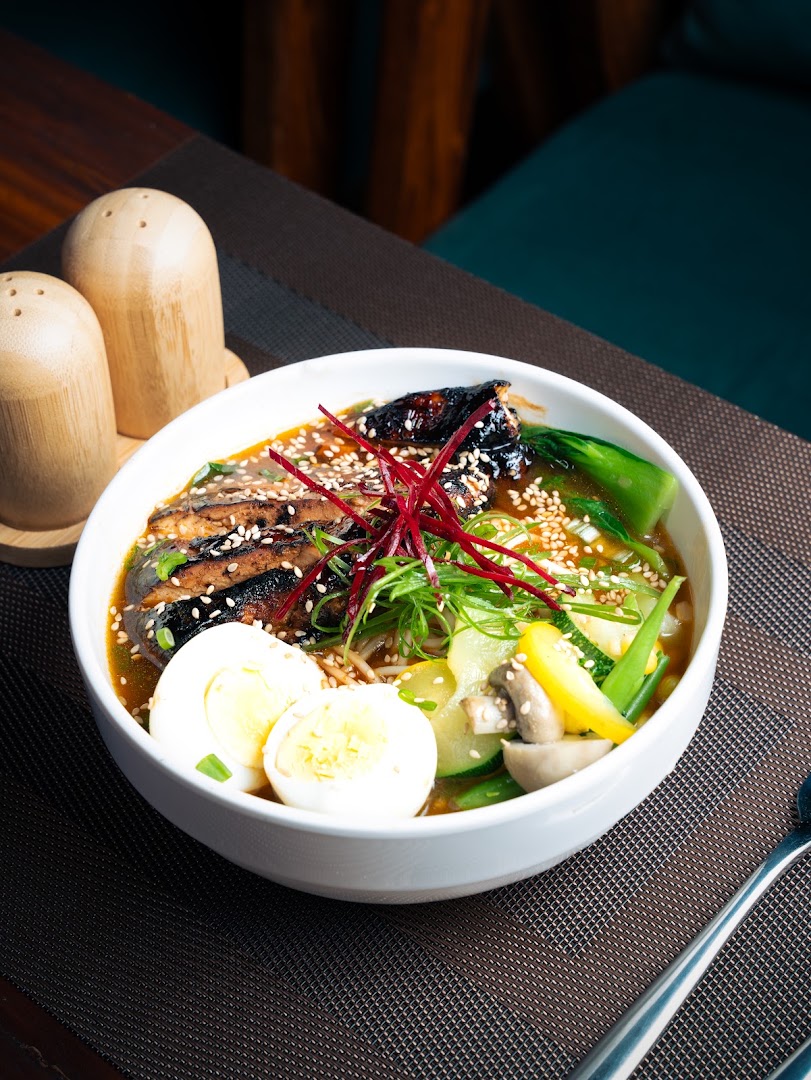 Savvy Bars: high quality appetizing food photo