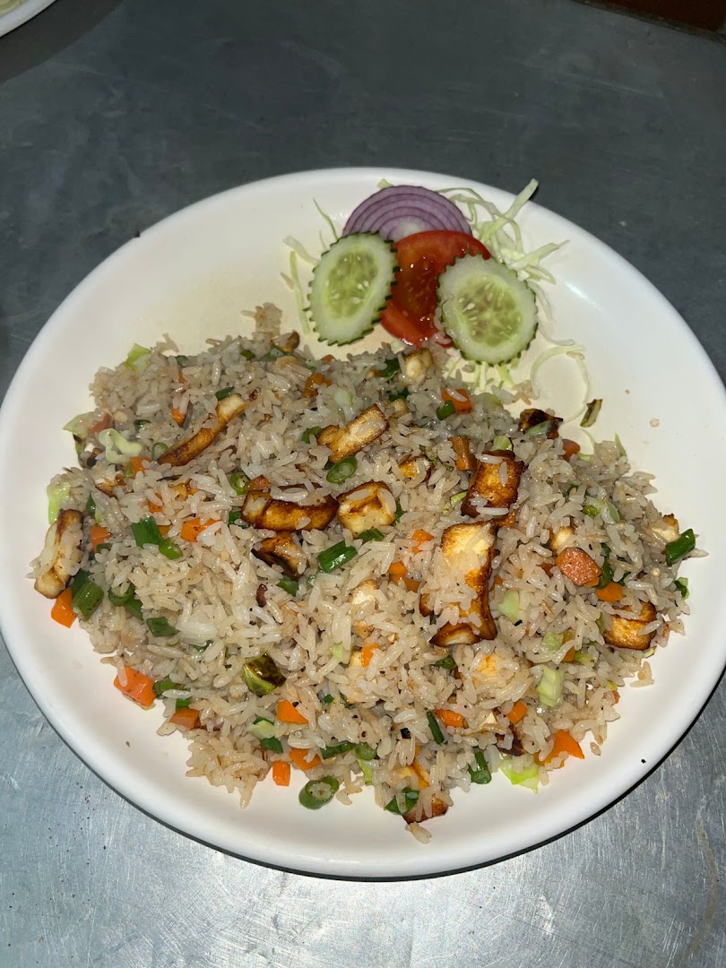 Sat Saheb Pure Vegetarian: clear, appetizing photo of food