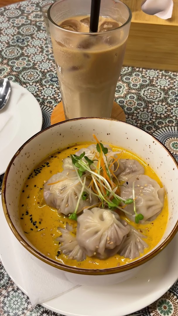 Kafemandu Pokhara: appetizing food and drink photo