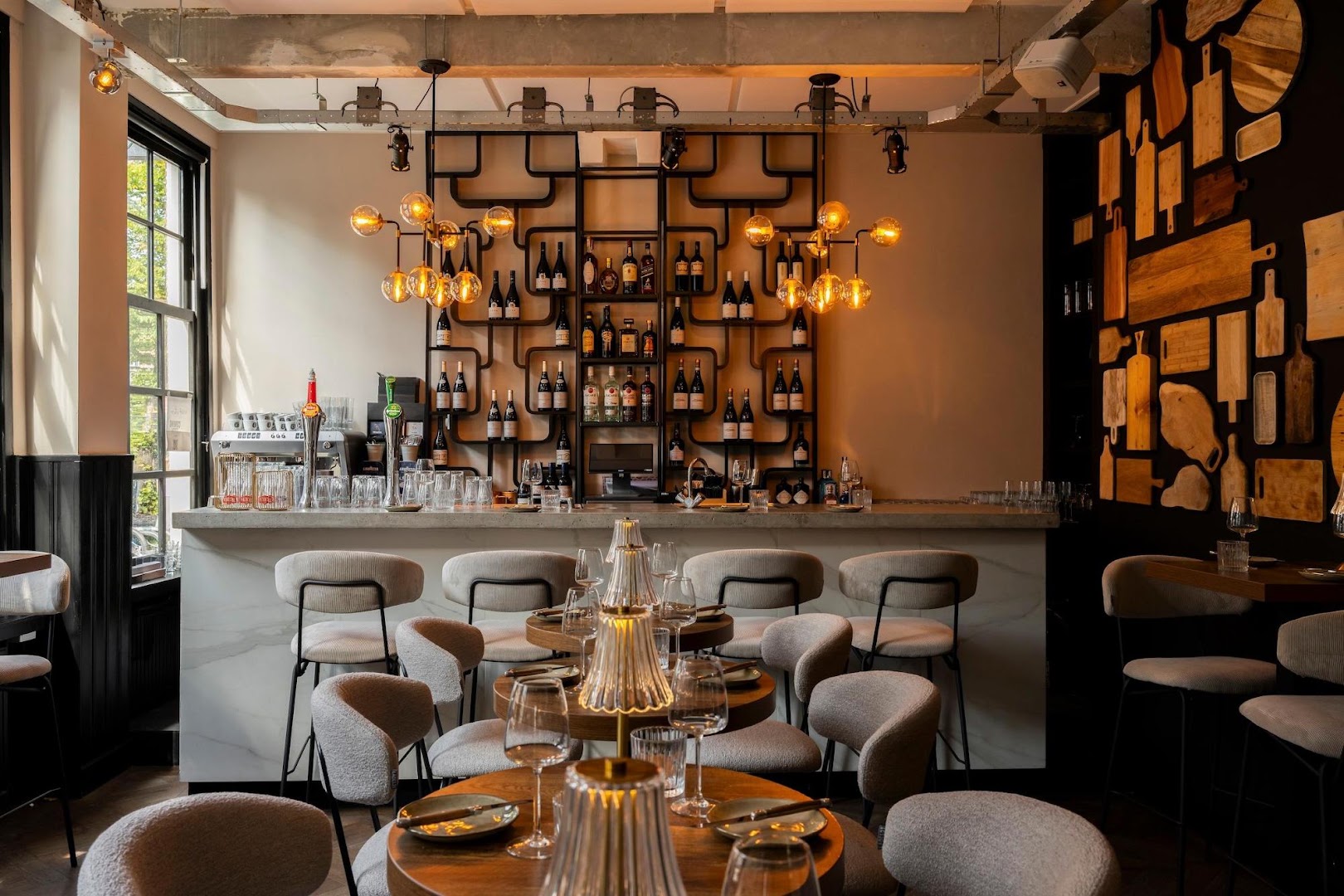 Bar Boteco: professional interior shot of bar