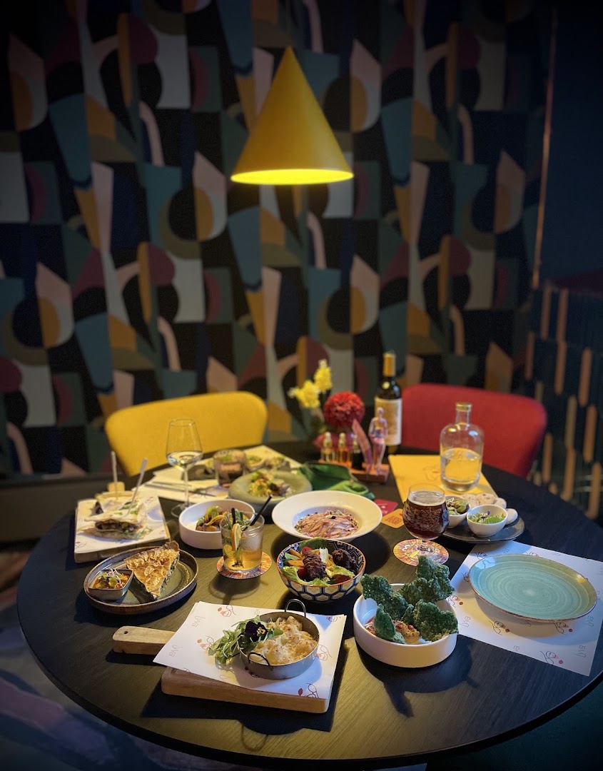 Lyva: appealing food and restaurant atmosphere