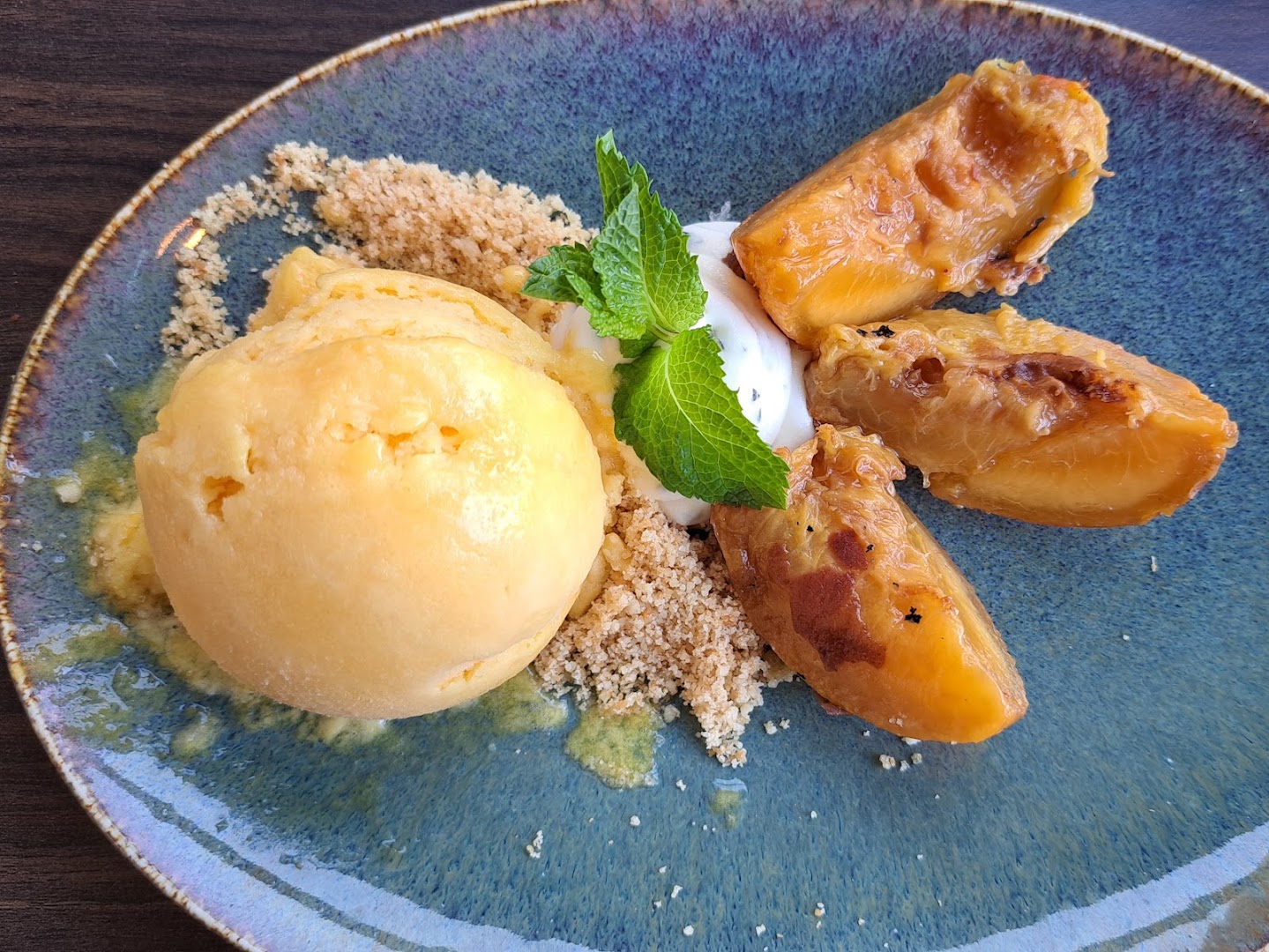 Restobar Buur: appetizing, high-quality food photography