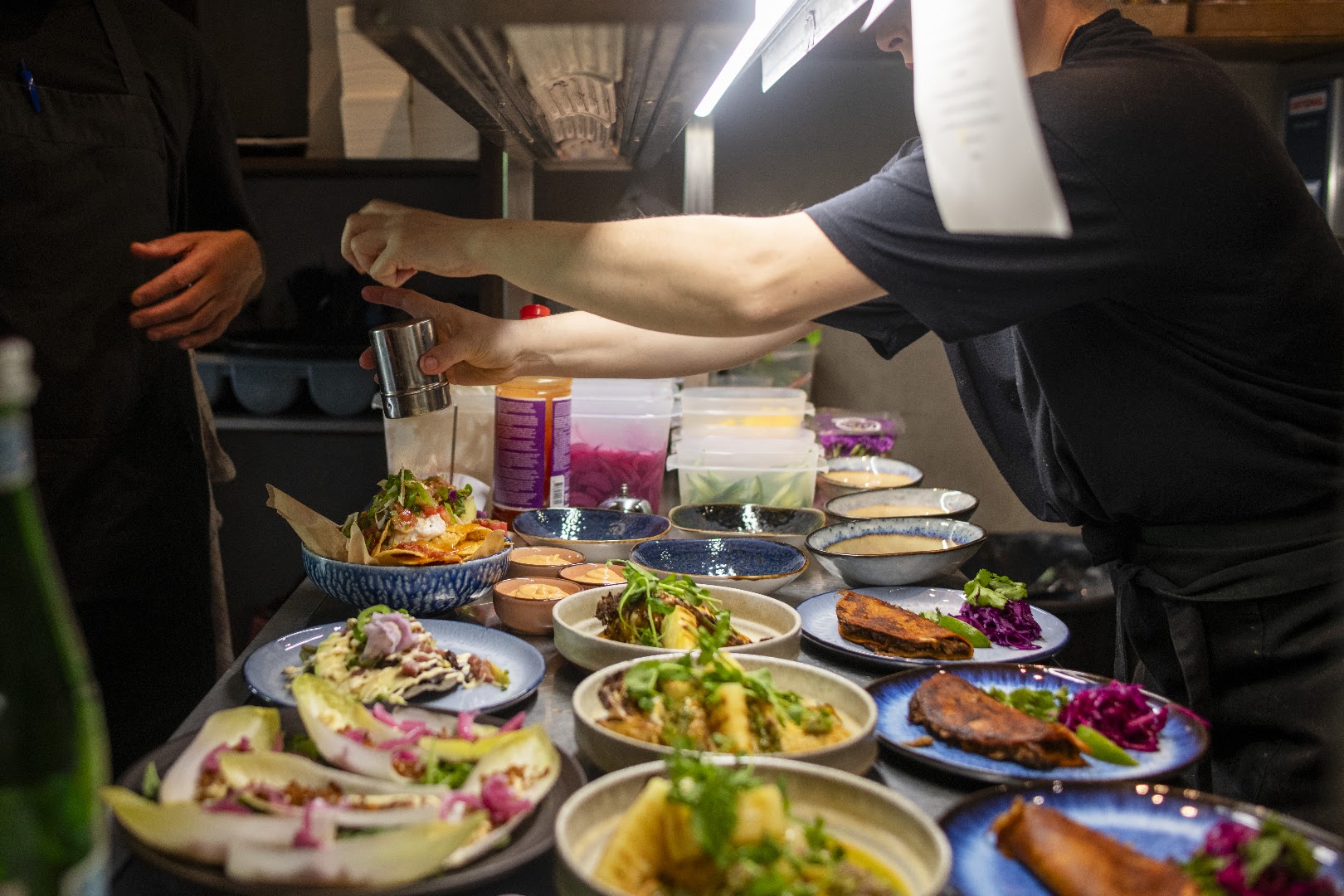 De Nieuwe Kantine: professional kitchen action shot