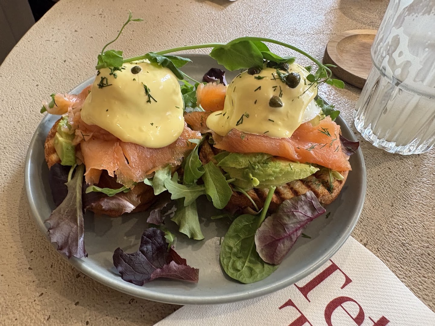 Tet à Tet: appetizing, high-quality food photo