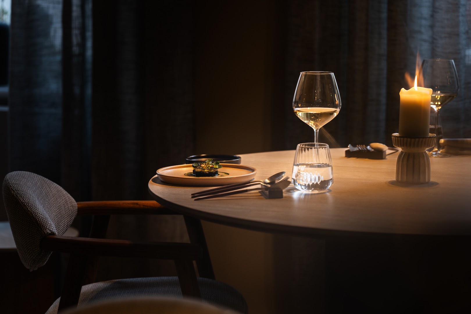Munditia: professional and atmospheric dining shot