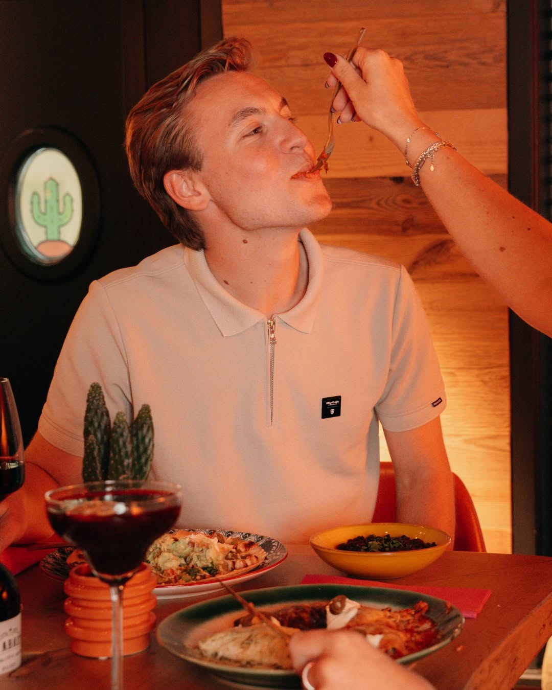 San Juan: high quality photo showing dining