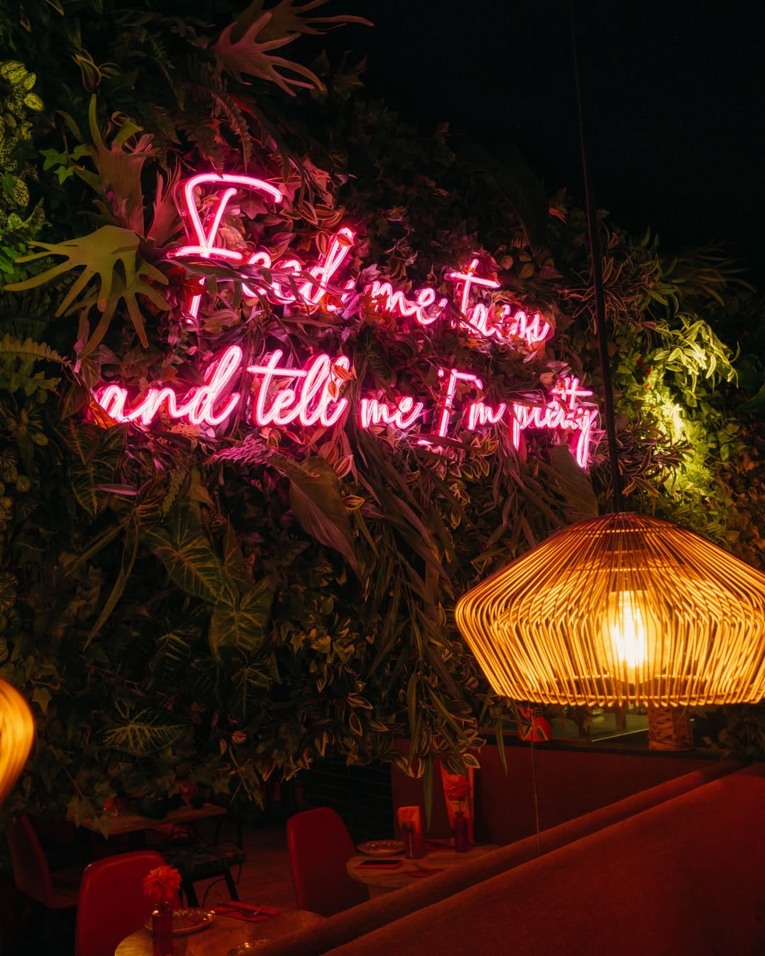 San Juan: atmospheric interior shot of restaurant