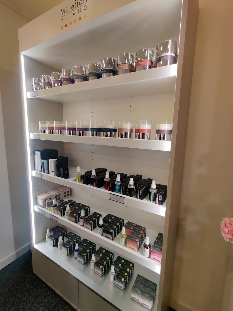 Tapparfumbar Le Nez: clear display of shop products