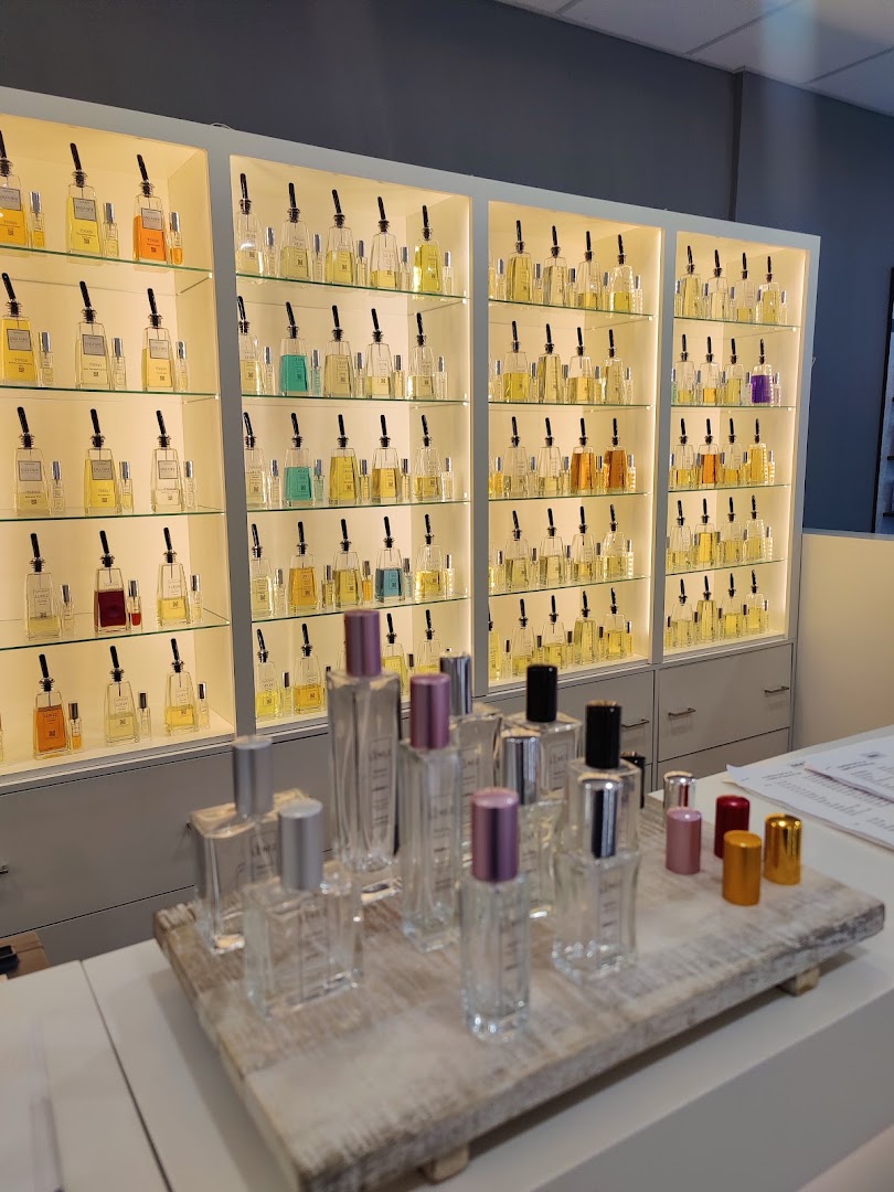 Tapparfumbar Le Nez: clear display of shop products