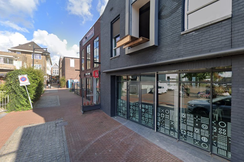 Cheers · Helmond