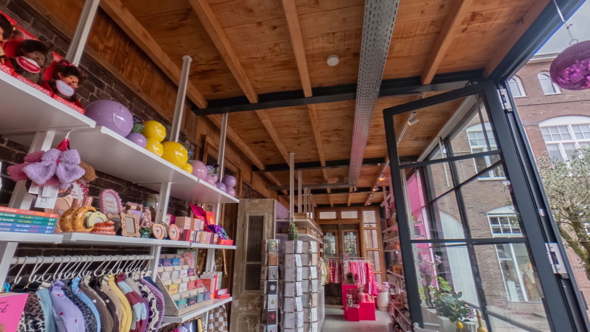 Sweet Petite Jolie Conceptstore · Helmond