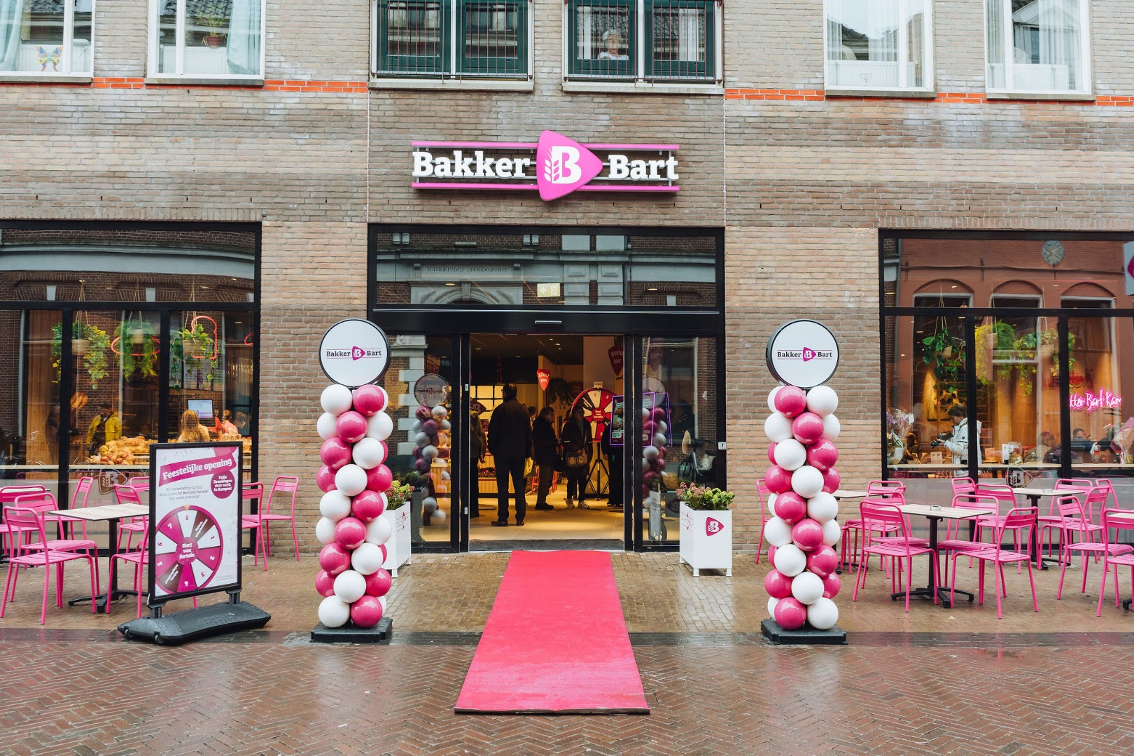 Bakker Bart Kampen: clear, professional storefront photo