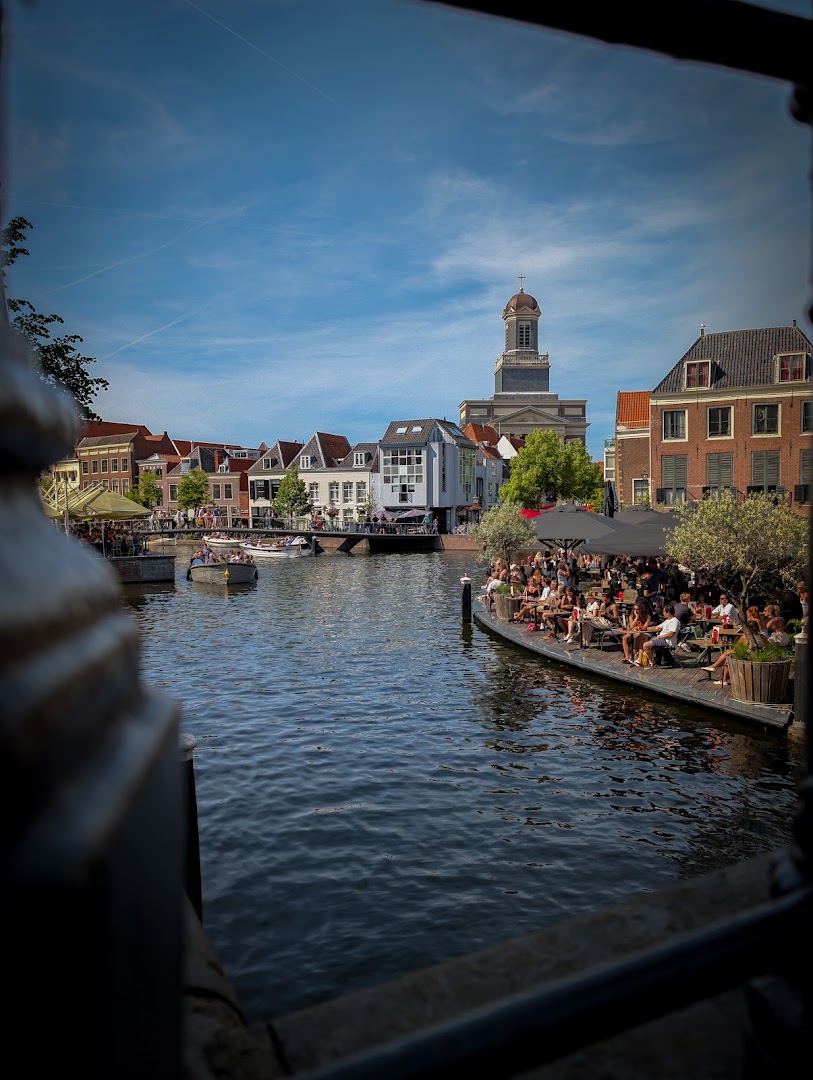 Eetcafé Dolly: beautiful atmosphere and terrace view
