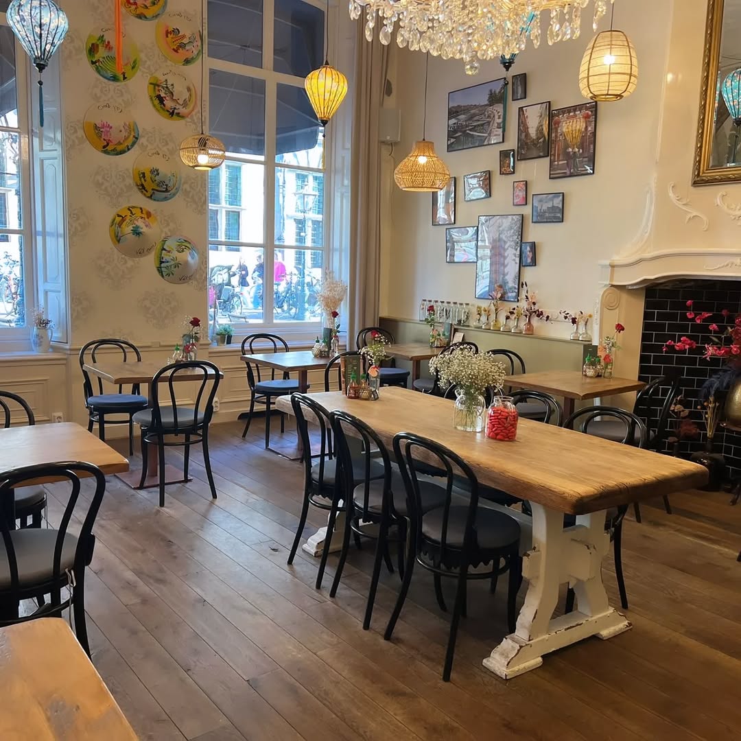Saigon Garden: attractive and clear restaurant interior