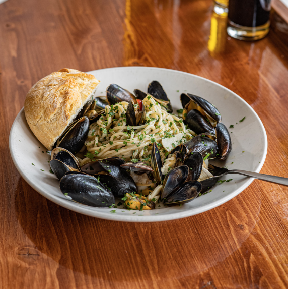Spaghetteria: high quality appetizing food photo