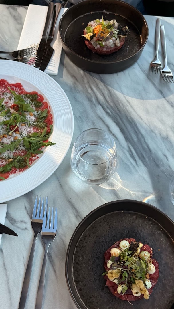 Leo's Kitchen & Bar · Lelystad