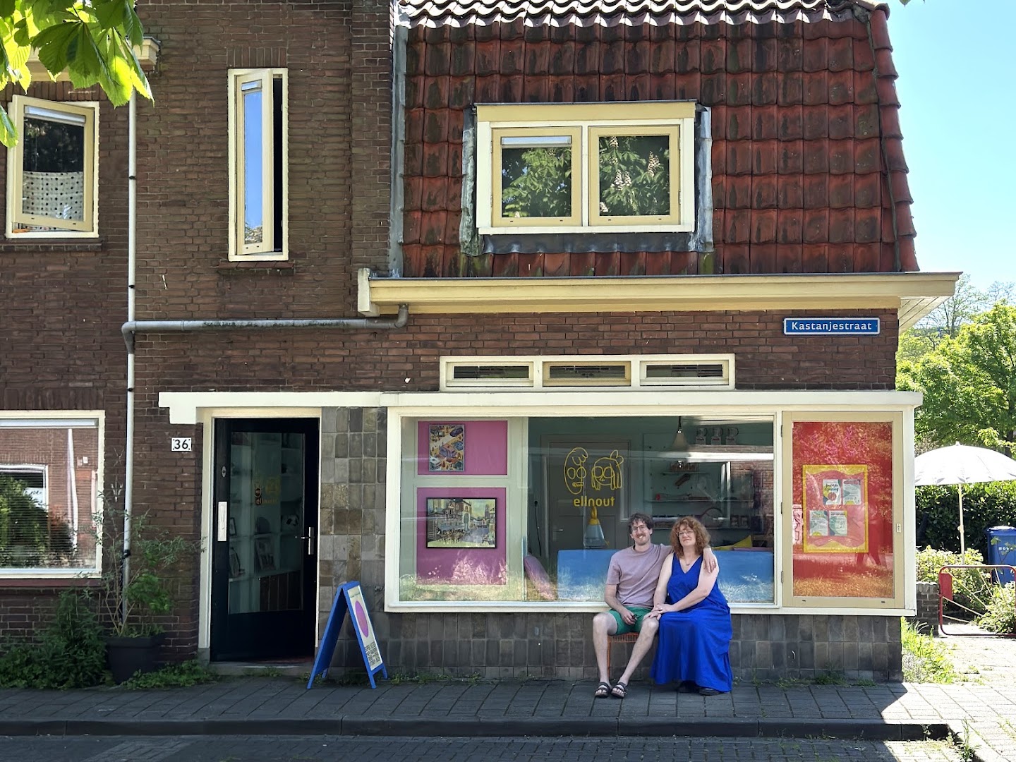 Ellnout: clear storefront showing shop atmosphere