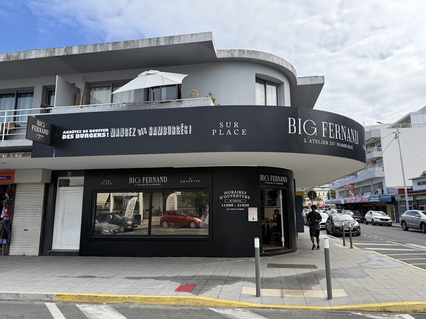 Big Fernand Nouméa: clear exterior shot of restaurant