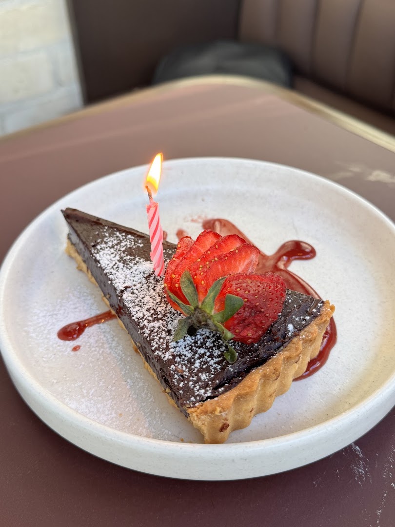 Pie & Pinot: appetizing, high-quality food photography