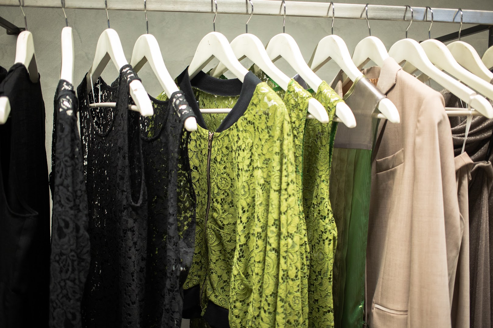 Zambesi: clear display of shop products