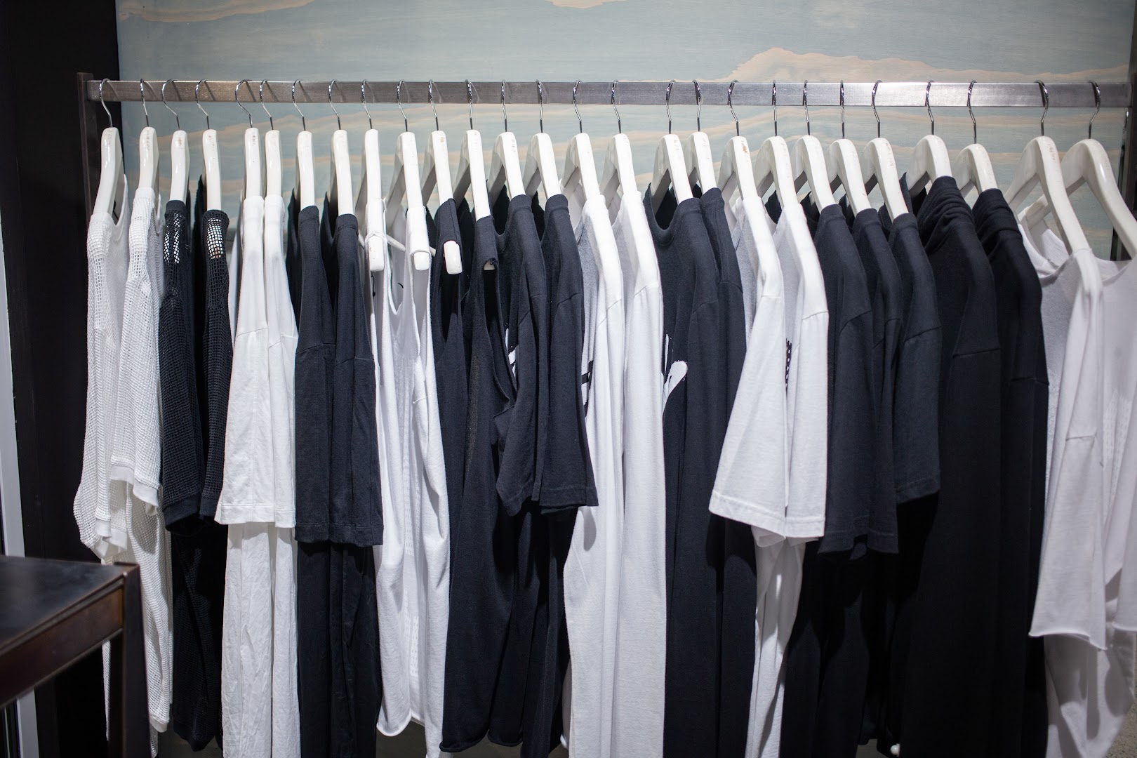 Zambesi: clear display of shop products