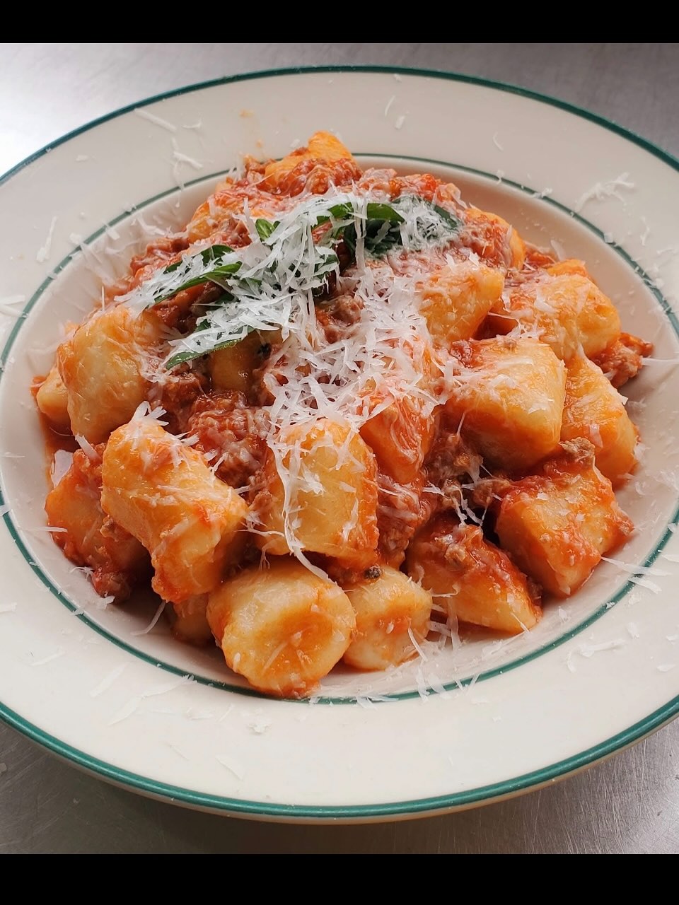 Bomba: appetizing, high-quality food photography