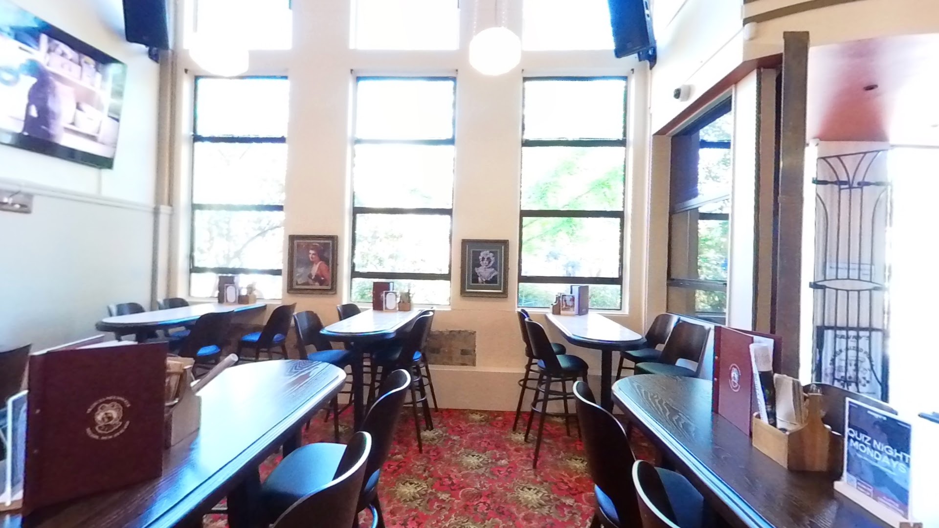 Fanny's: clear view of restaurant interior