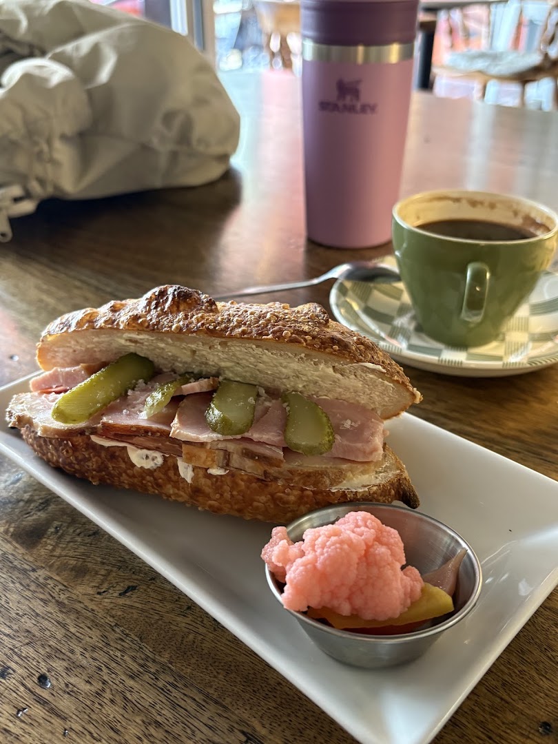 Amuse Snack Bar: appetizing food and drink photo