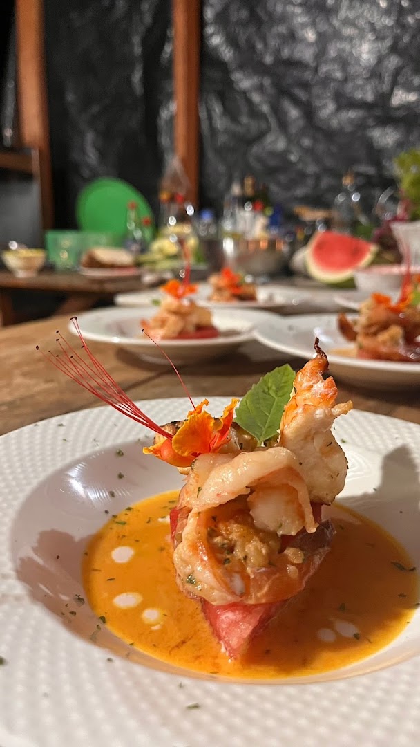 Darinia's Fine Dinning: appetizing, high-quality food photography