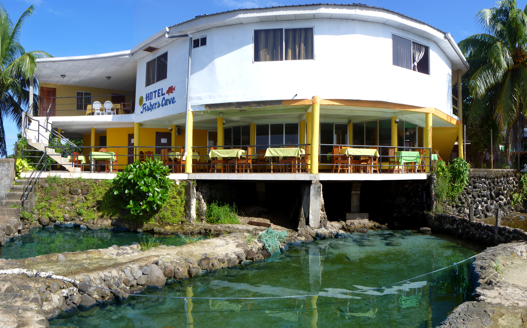 Fisher's Cave: clear exterior view of venue
