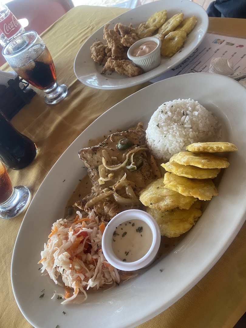 Sea Side Grill: appetizing food photography