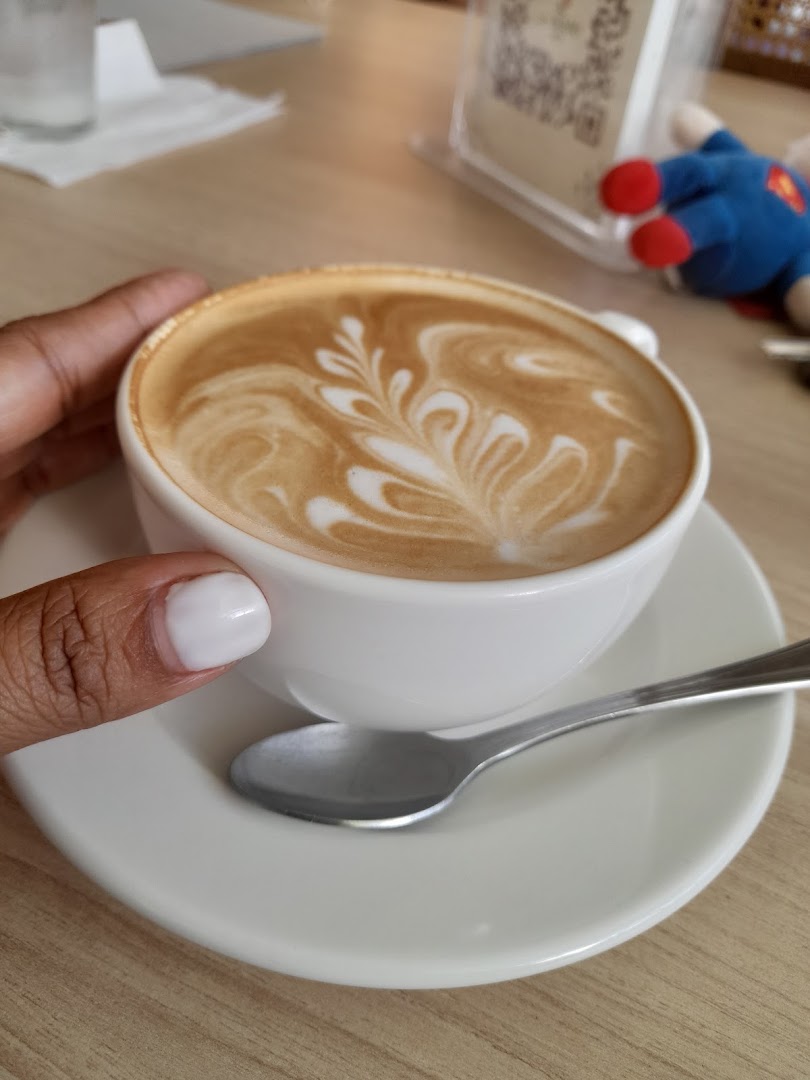 La Nani Café: appealing latte art photo